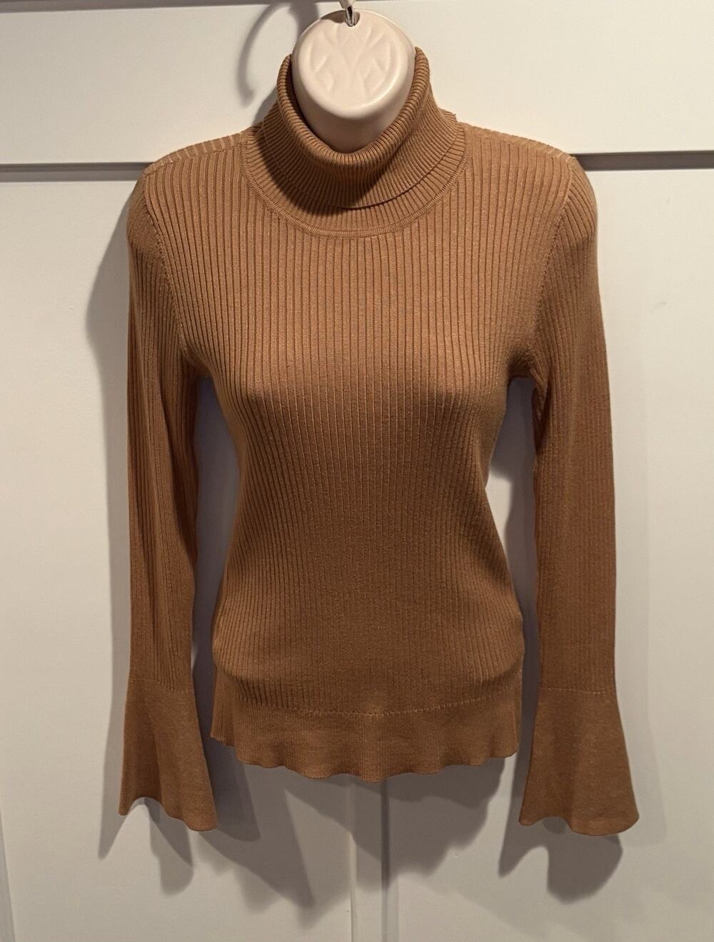 DKNY Brown Ribbed-Knit Turtleneck Pullover Sweater Women’s Slim Fit XS NWOT